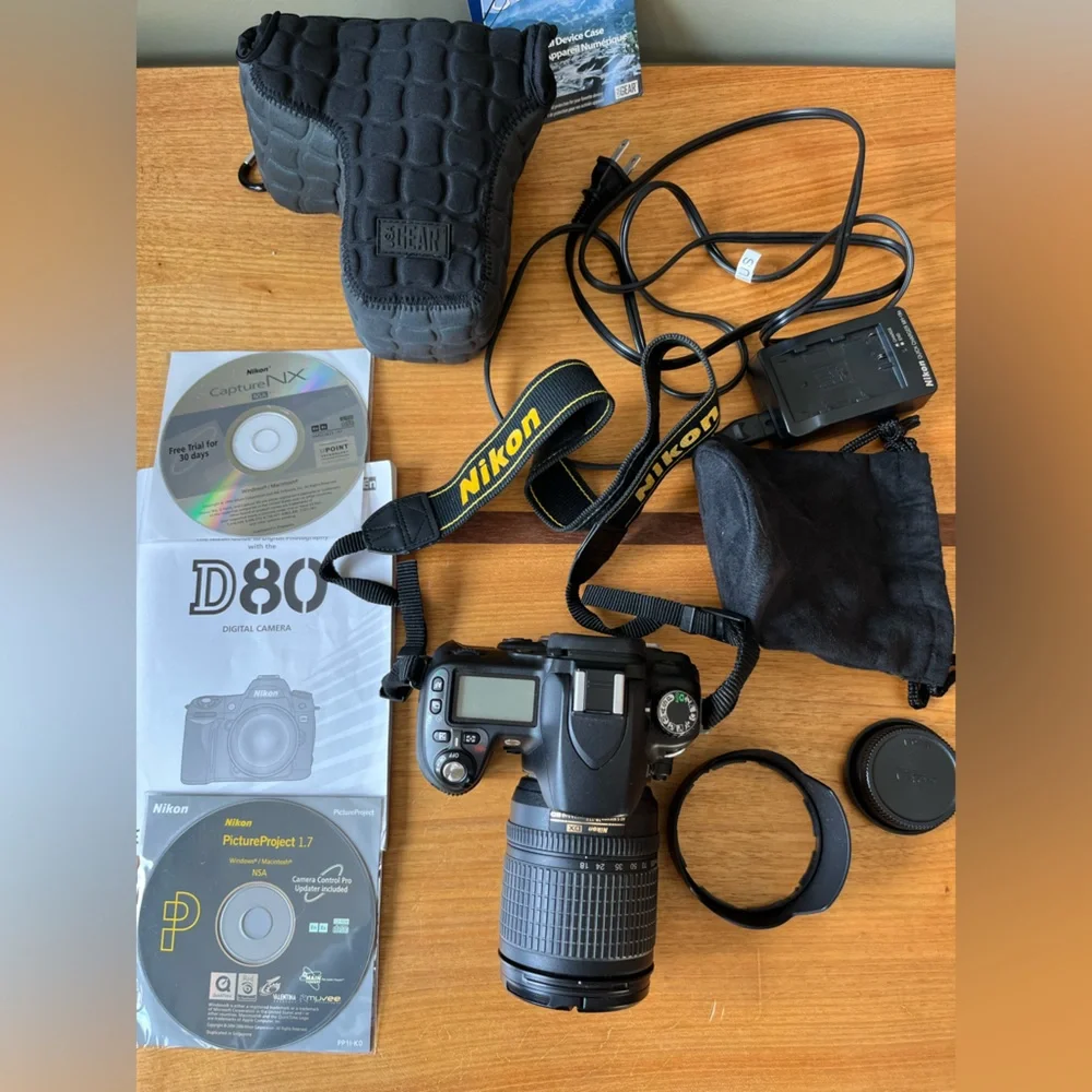 Nikon D80 kit with lens